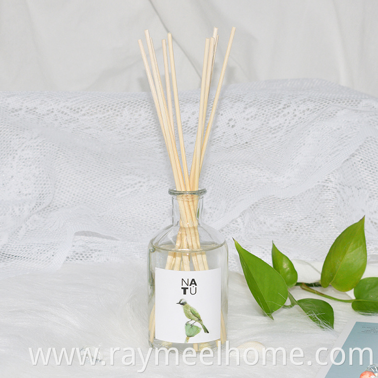 All scent water based liquid air freshener type reed diffuser with sticks for gift